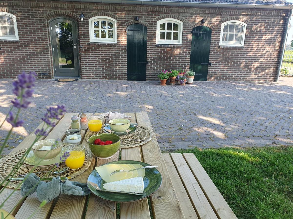 B&B De Nieuwenhof 'De Voorkamer' Melderslo Bagian luar foto